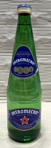 Ostromecko Woda 0,7l Gazowana (butelka szklana)