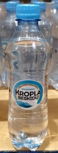 Kropla Beskidu Niegazowana 500ml.jpg