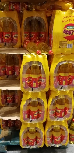 Hellena Oranżada Gazowana 1,25l paleta.jpg