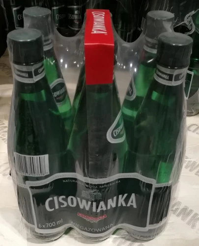 Cisowianka Perlage Niegazowana 0,7l karton.jpg