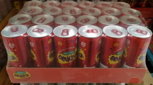 Hellena Oranżada Czerwona 250ml karton.jpg