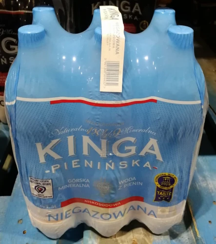 Kinga Pienińska Woda niegazowana 1,5l karton.jpg