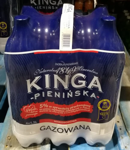 Kinga Pienińska Gazowana 1,5l karton.jpg