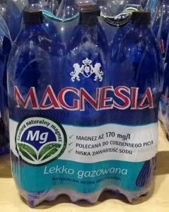 Magnesia Woda lekko gazowana 1,5l - karton
