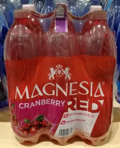 Magnesia Woda gazowana 1,5l Żurawina - karton