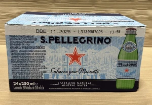 S.Pellegrino Naturalna woda mineralna gazowana 250ml (butelka szklana) - karton